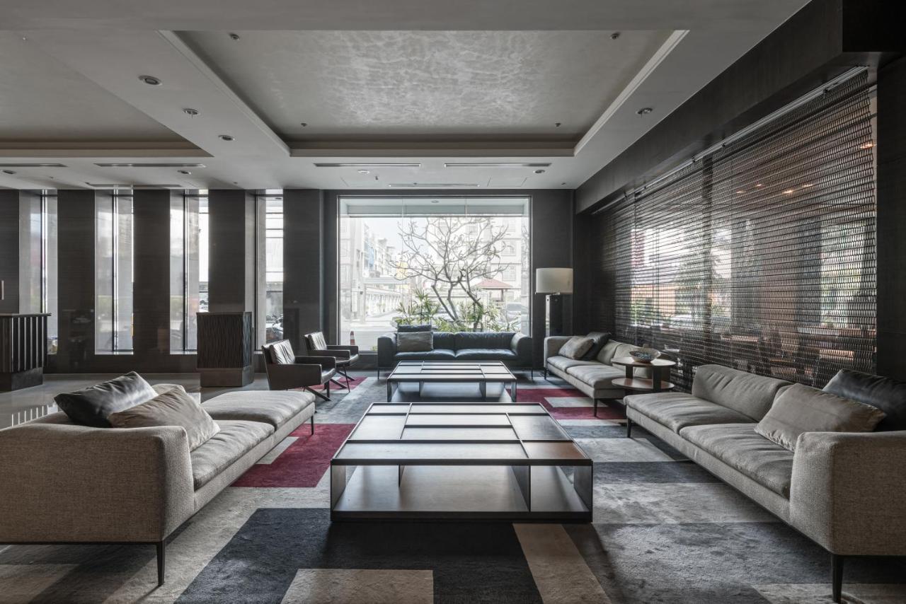 Taipung Suites Tainan Zewnętrze zdjęcie