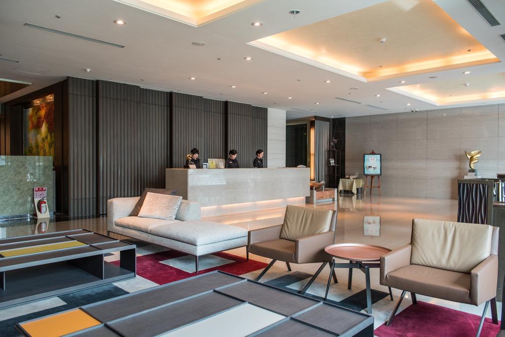 Taipung Suites Tainan Zewnętrze zdjęcie